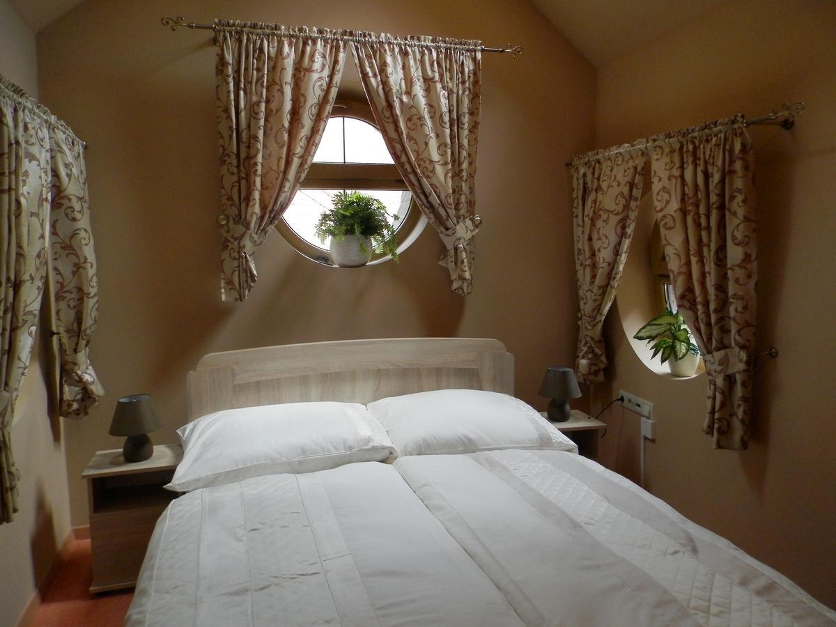 Nagyret Panzio Eger Bed and Breakfast Εξωτερικό φωτογραφία
